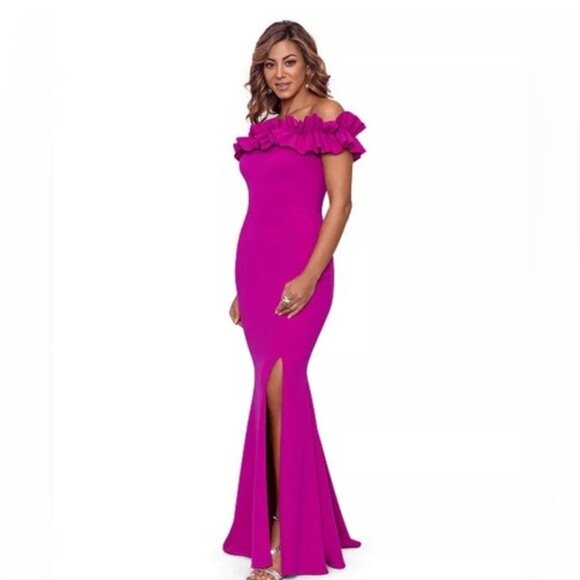 NEW LISTING XSCAPE Ruffled Off-The-Shoulder Gown Sz 18w - Picture 1 of 1